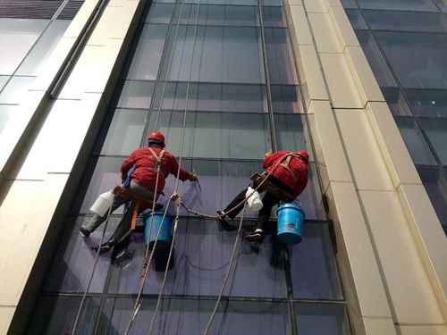 想找有口碑的户外广告安装制作,就来传尚广告 黄埔大型广告工程安装